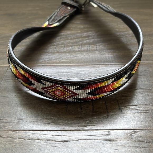 Nocona Genuine Leather,tooled,Western Aztec pattern seed bead,removable buckle - Picture 3 of 13